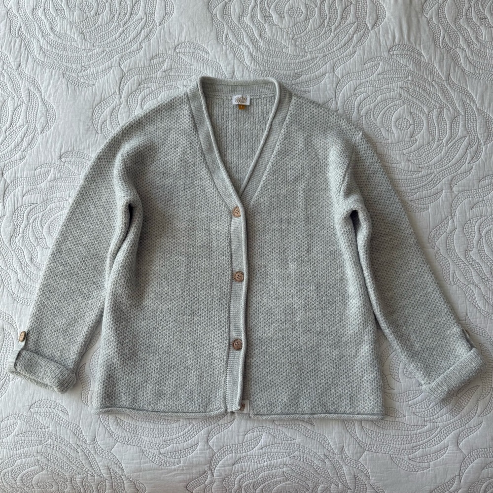 Cache Coeur - Abelha Knitted Maternity Cardigan - Pearl Gray - Picture 3 of 14